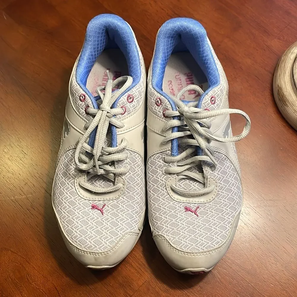 Puma 10CELL 1.0 Women’s Size 7.5 Running Shoes. Great Condition.